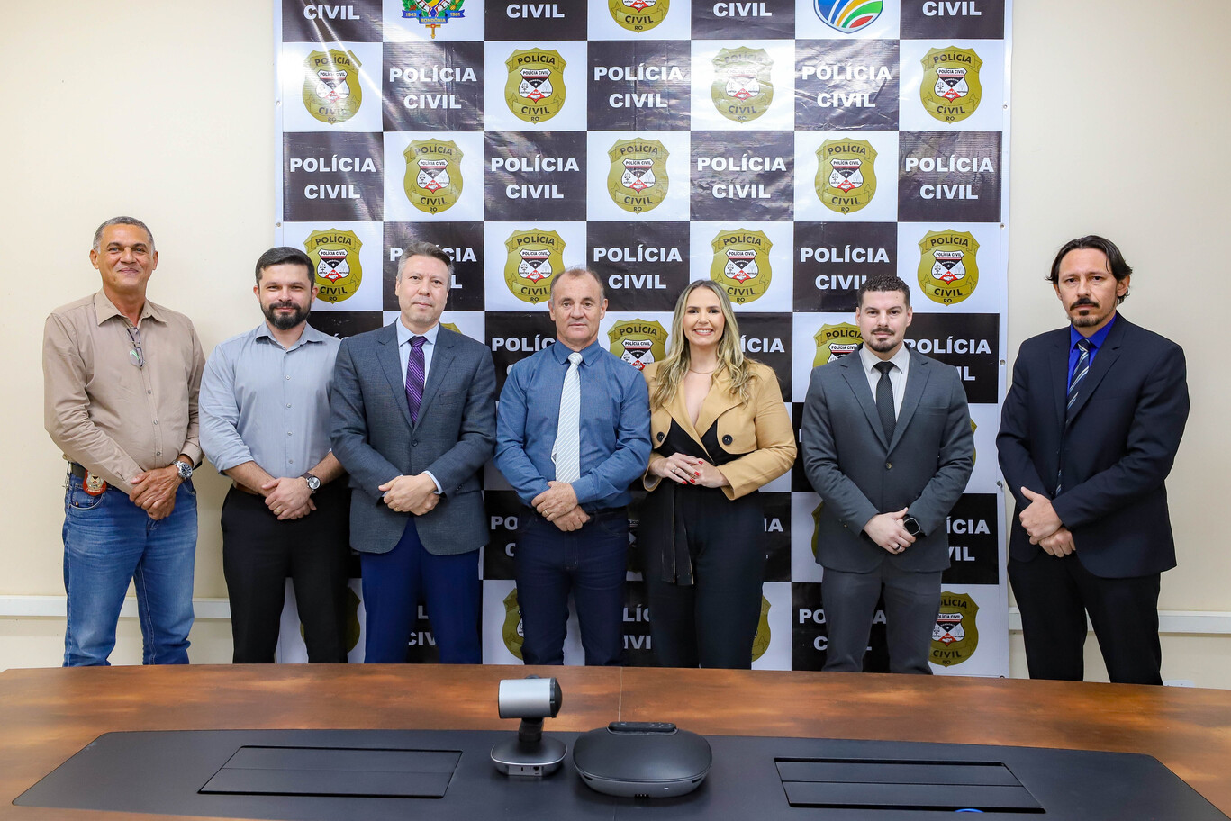 DELEGACIA-GERAL DA POLÍCIA CIVIL RECEBE REPRESENTANTES DA OAB PARA ALINHAMENTO DE ESTRATÉGIAS CONTRA O “GOLPE DO FALSO ADVOGADO”